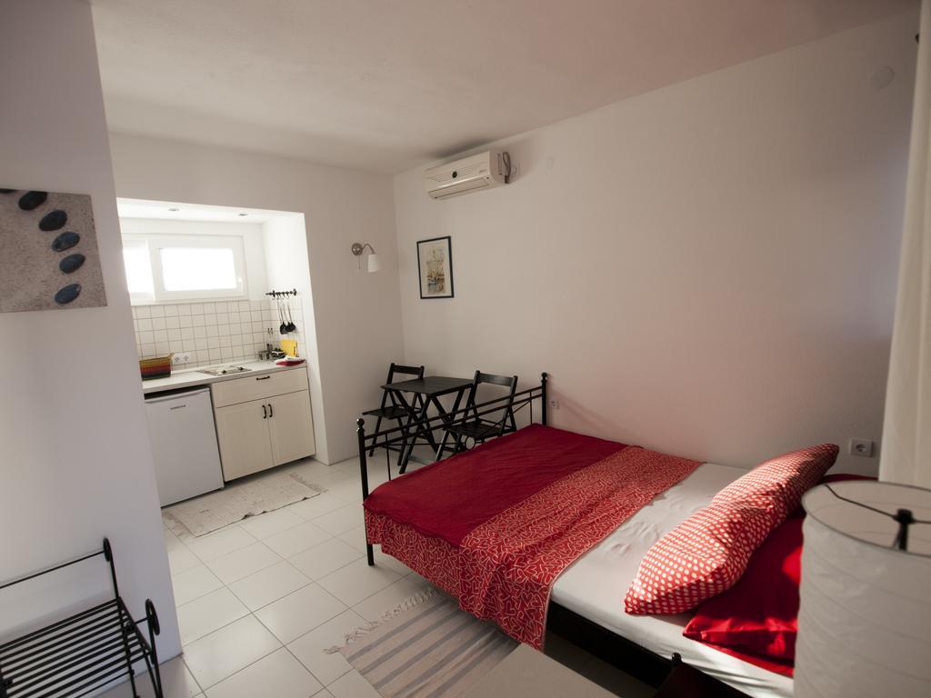 Apartments Barka Tucepi Room photo