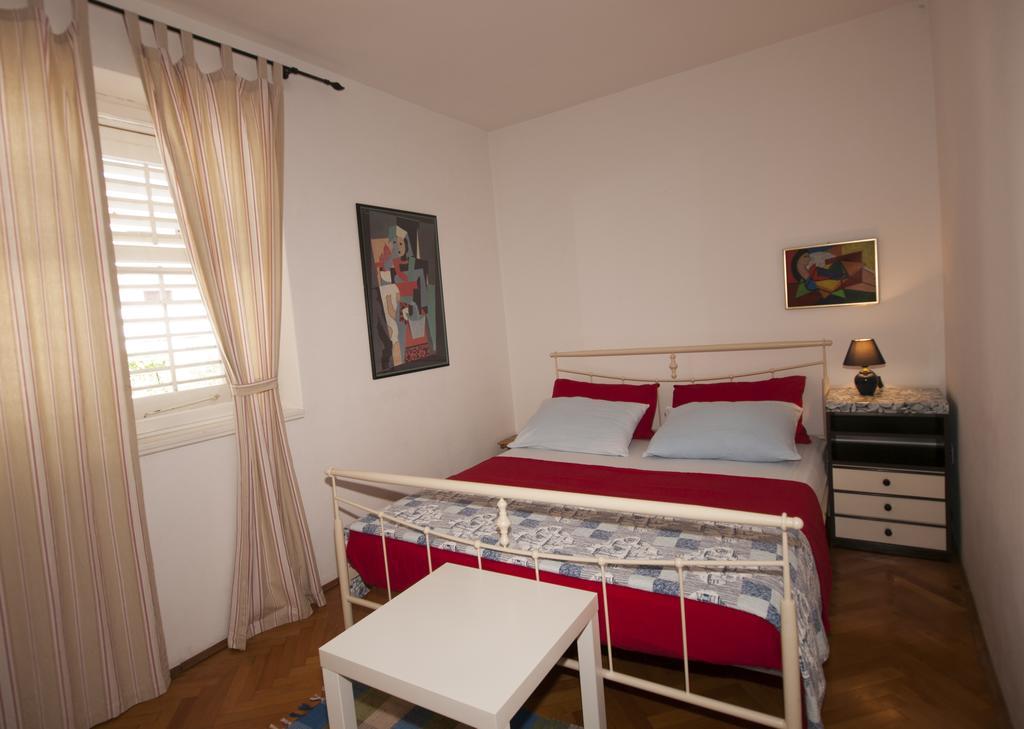 Apartments Barka Tucepi Room photo