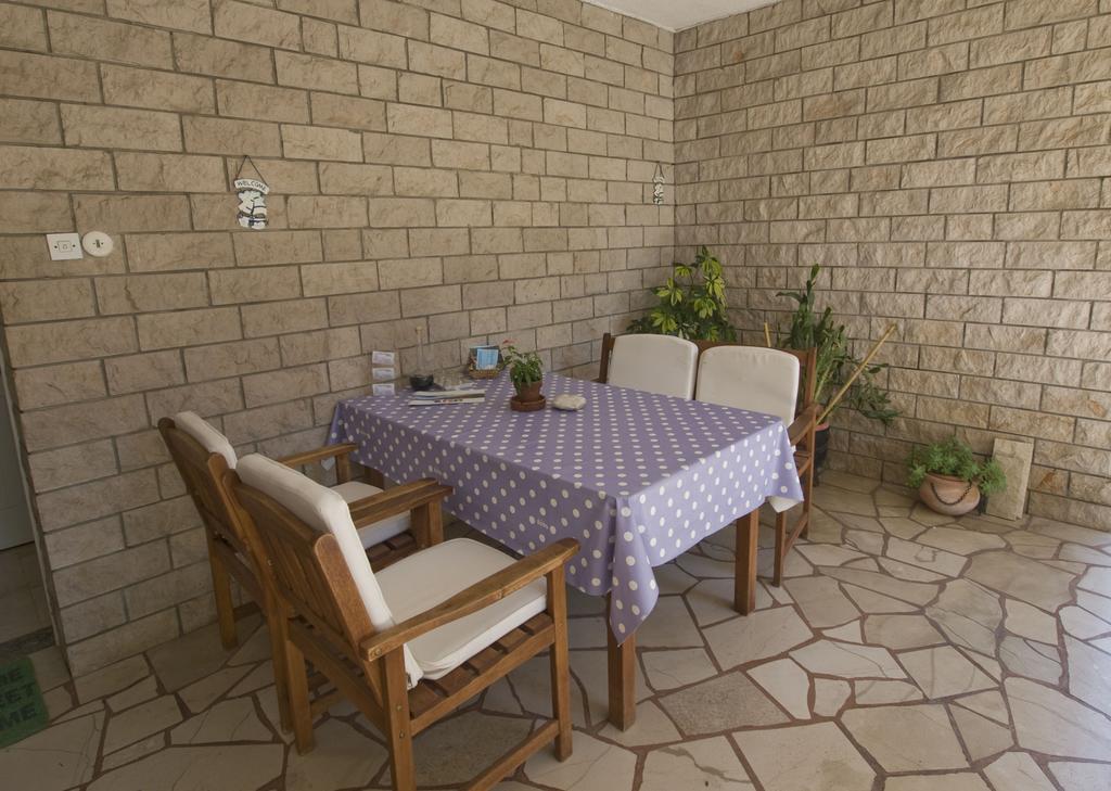 Apartments Barka Tucepi Room photo
