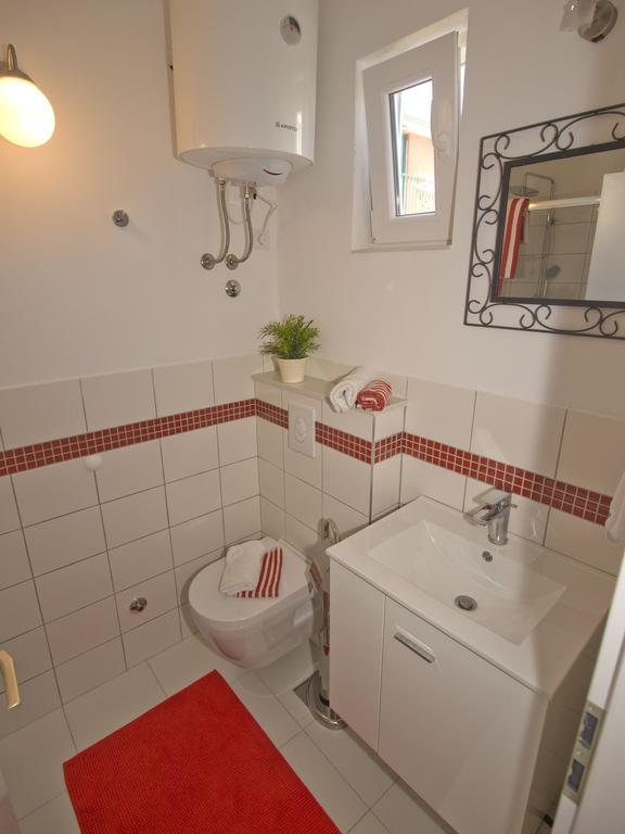 Apartments Barka Tucepi Room photo
